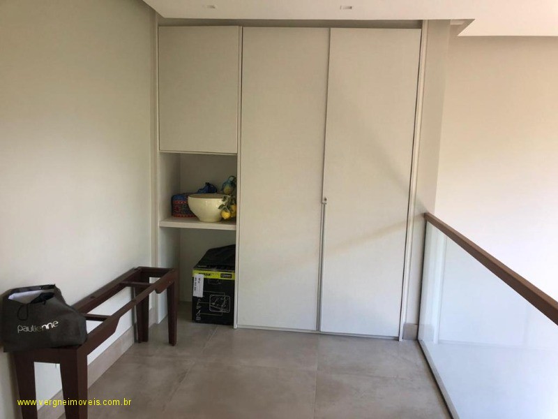 Casa de Condomínio à venda com 4 quartos, 355m² - Foto 18