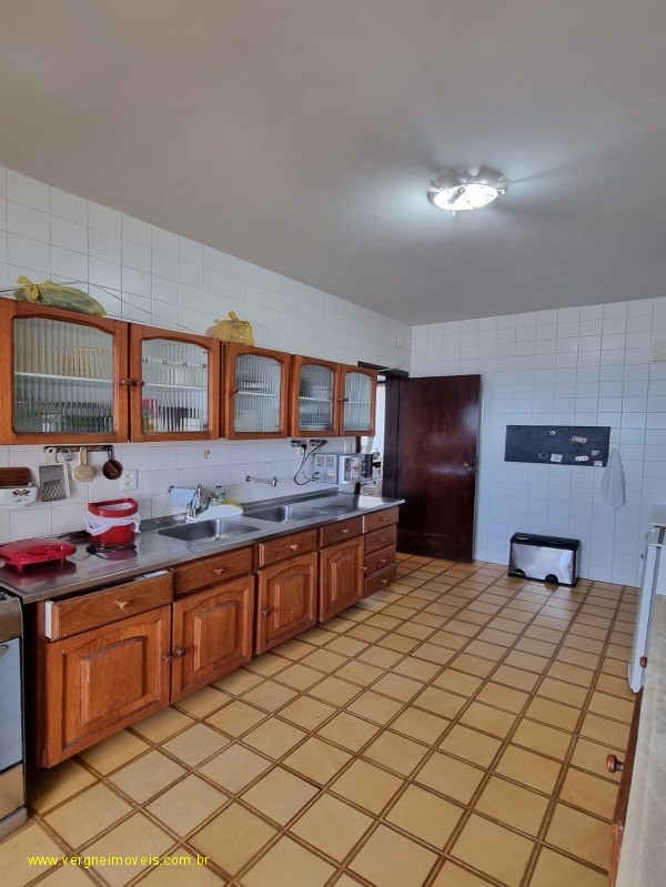 Apartamento à venda com 4 quartos, 206m² - Foto 27