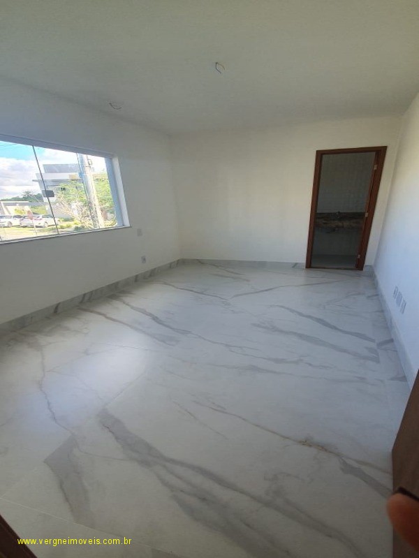 Casa de Condomínio à venda com 4 quartos, 300m² - Foto 34