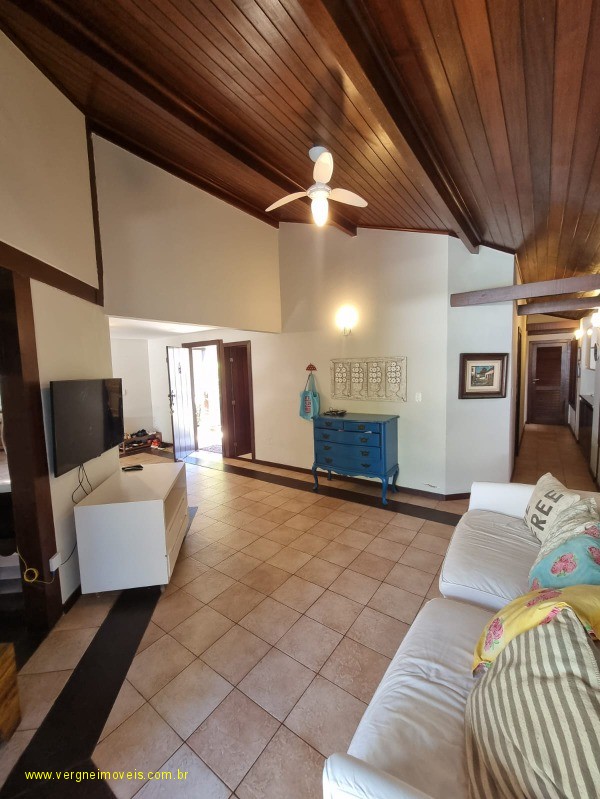 Casa de Condomínio à venda com 3 quartos, 220m² - Foto 20