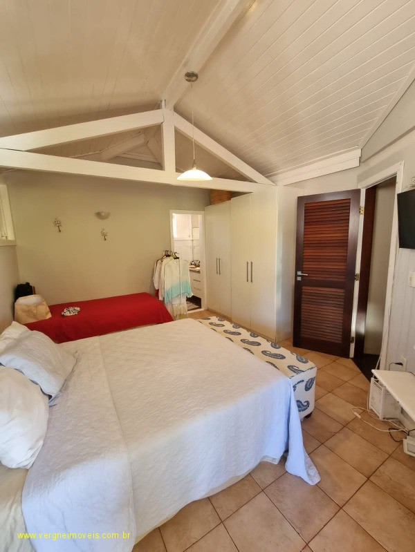 Casa de Condomínio à venda com 3 quartos, 220m² - Foto 31