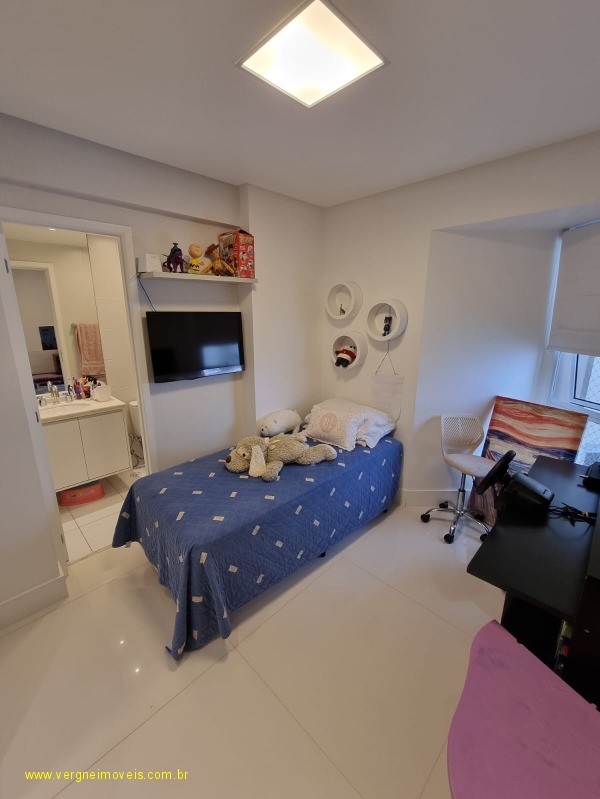 Apartamento à venda com 3 quartos, 134m² - Foto 15