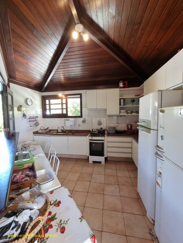 Casa de Condomínio à venda com 3 quartos, 220m² - Foto 38