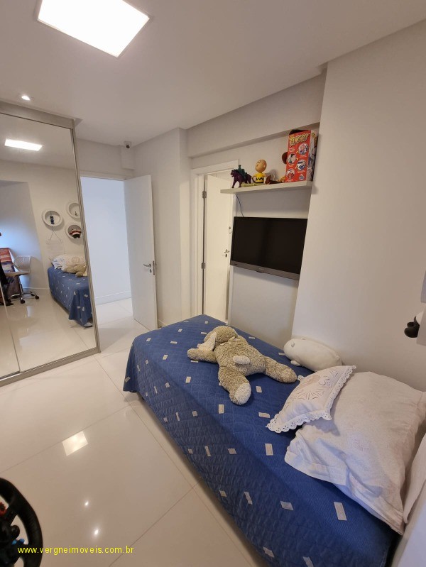 Apartamento à venda com 3 quartos, 134m² - Foto 16