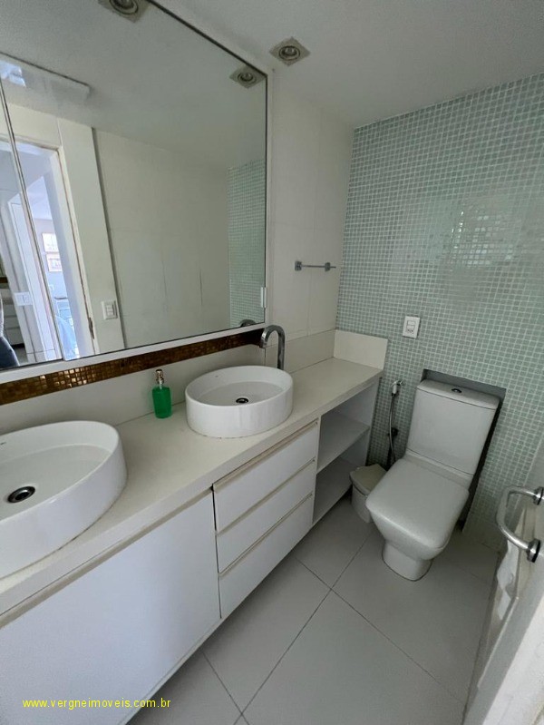 Apartamento à venda com 3 quartos, 187m² - Foto 28