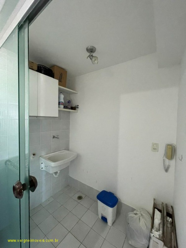 Apartamento à venda com 2 quartos, 60m² - Foto 10