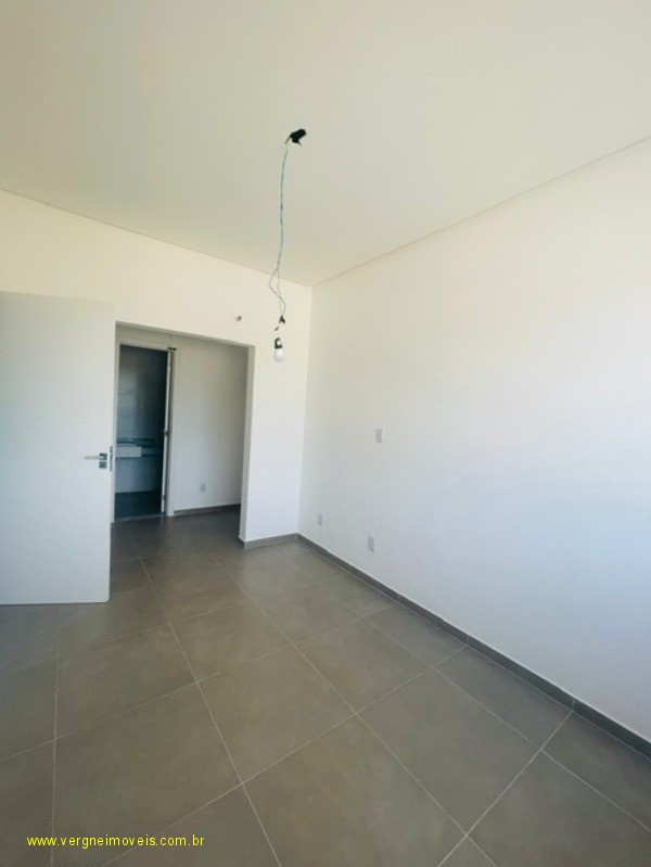 Casa de Condomínio à venda com 4 quartos, 160m² - Foto 13