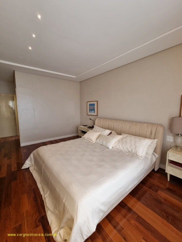 Apartamento à venda com 4 quartos, 280m² - Foto 12