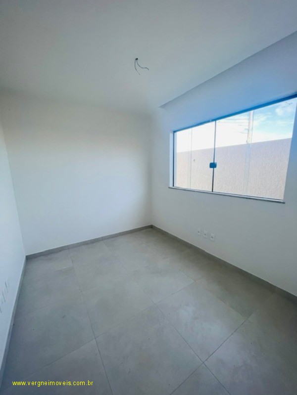 Casa de Condomínio à venda com 4 quartos, 160m² - Foto 12