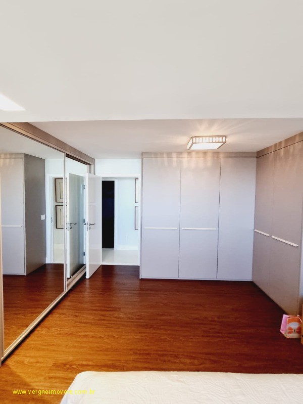 Apartamento à venda com 3 quartos, 156m² - Foto 10