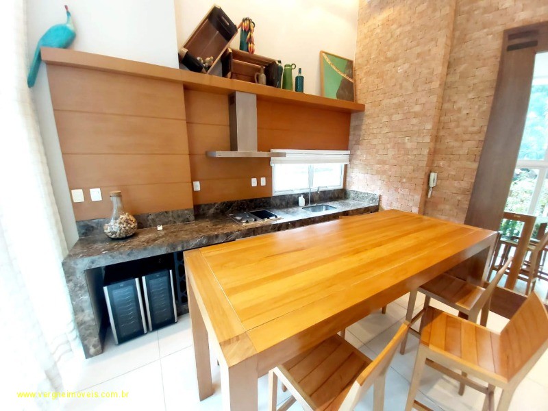 Apartamento à venda com 4 quartos, 226m² - Foto 35