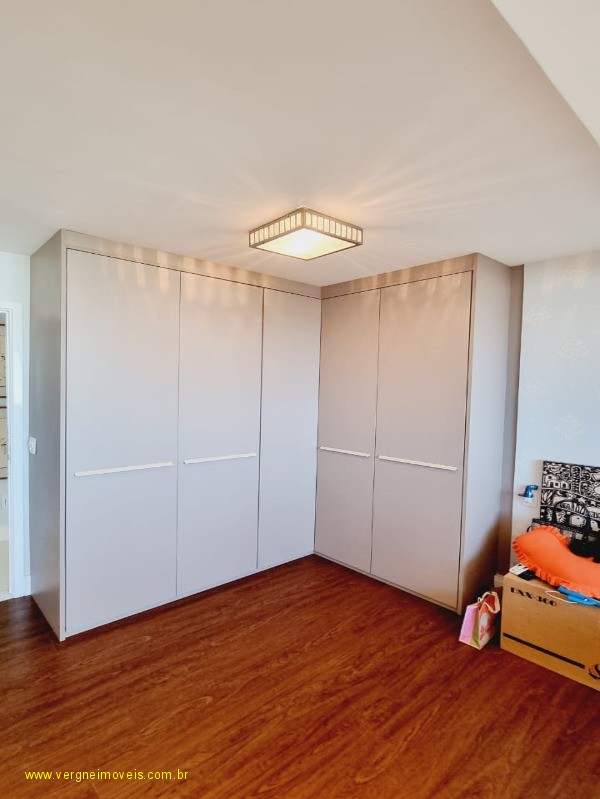 Apartamento à venda com 3 quartos, 156m² - Foto 11