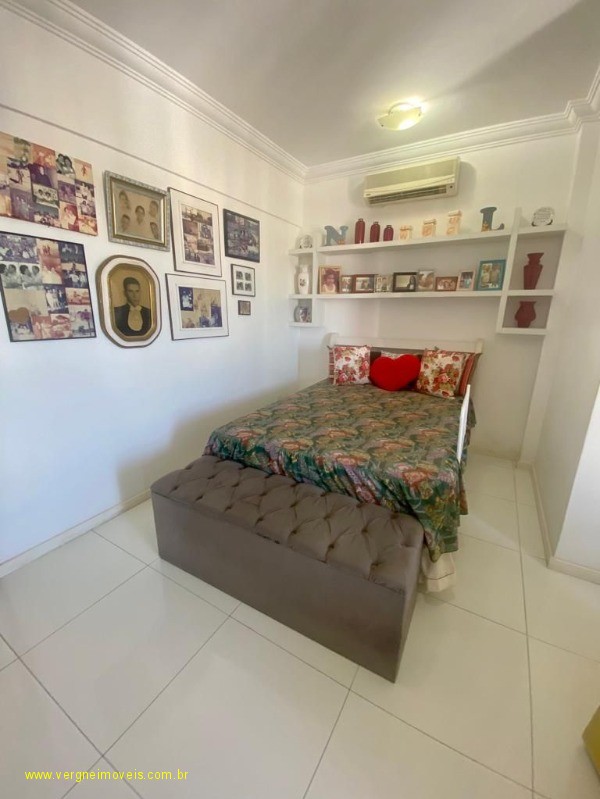 Cobertura à venda com 3 quartos, 390m² - Foto 13