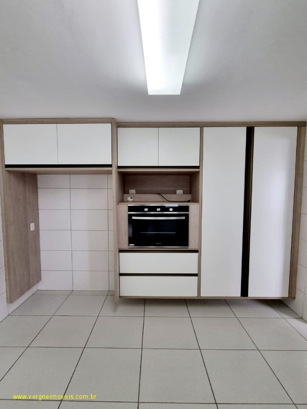 Apartamento à venda com 4 quartos, 226m² - Foto 25