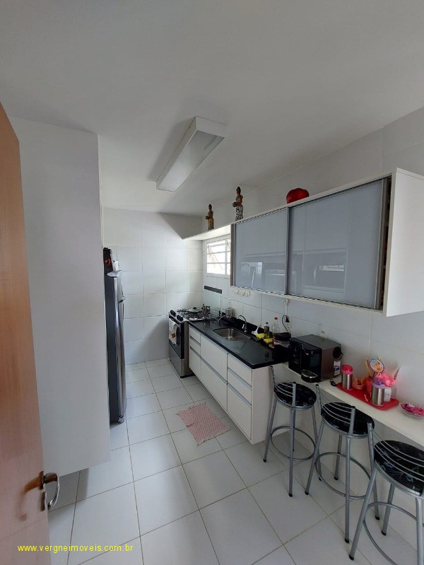 Apartamento à venda com 3 quartos, 116m² - Foto 11