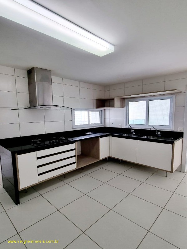 Apartamento à venda com 4 quartos, 226m² - Foto 24