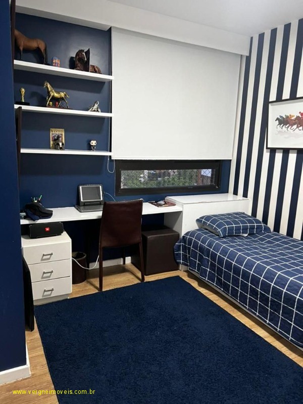 Apartamento à venda com 4 quartos, 164m² - Foto 9