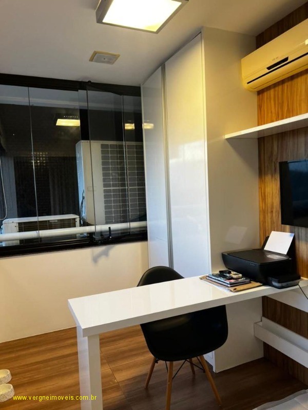 Apartamento à venda com 4 quartos, 164m² - Foto 13