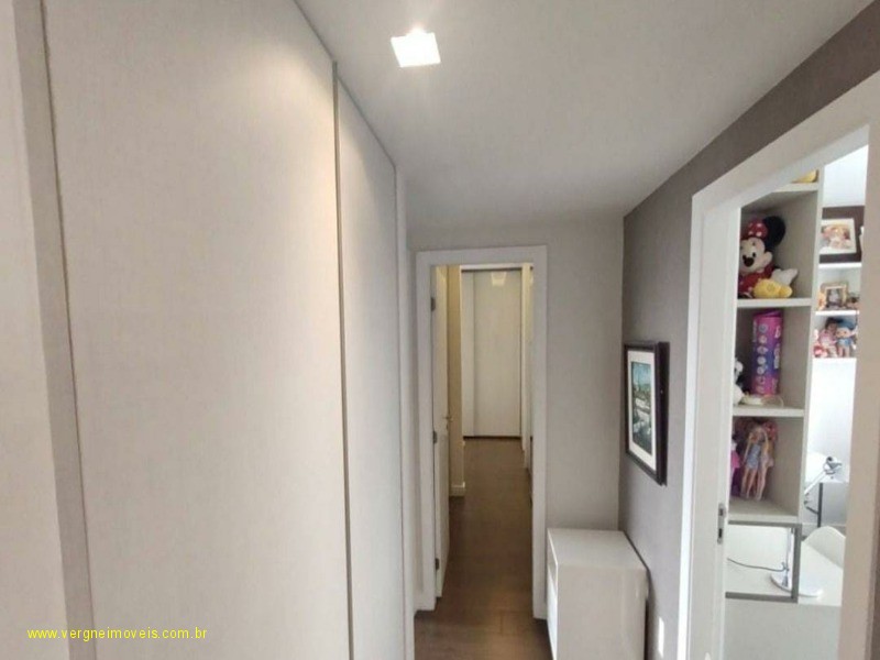 Apartamento à venda com 4 quartos, 188m² - Foto 19