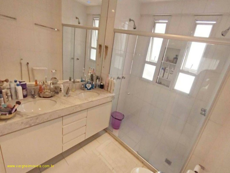 Apartamento à venda com 4 quartos, 188m² - Foto 22