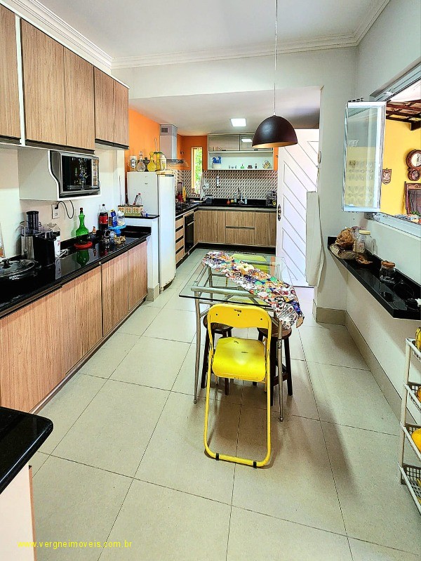 Casa de Condomínio à venda com 3 quartos, 168m² - Foto 15