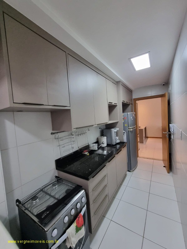 Apartamento à venda com 2 quartos, 78m² - Foto 25