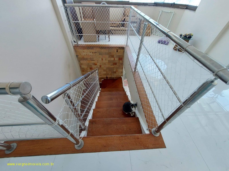 Cobertura à venda com 3 quartos, 240m² - Foto 5