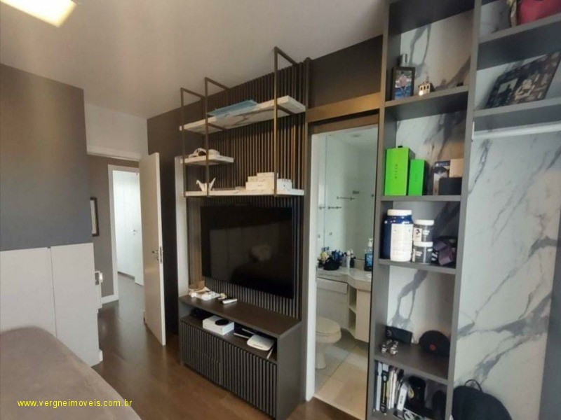 Apartamento à venda com 4 quartos, 188m² - Foto 9