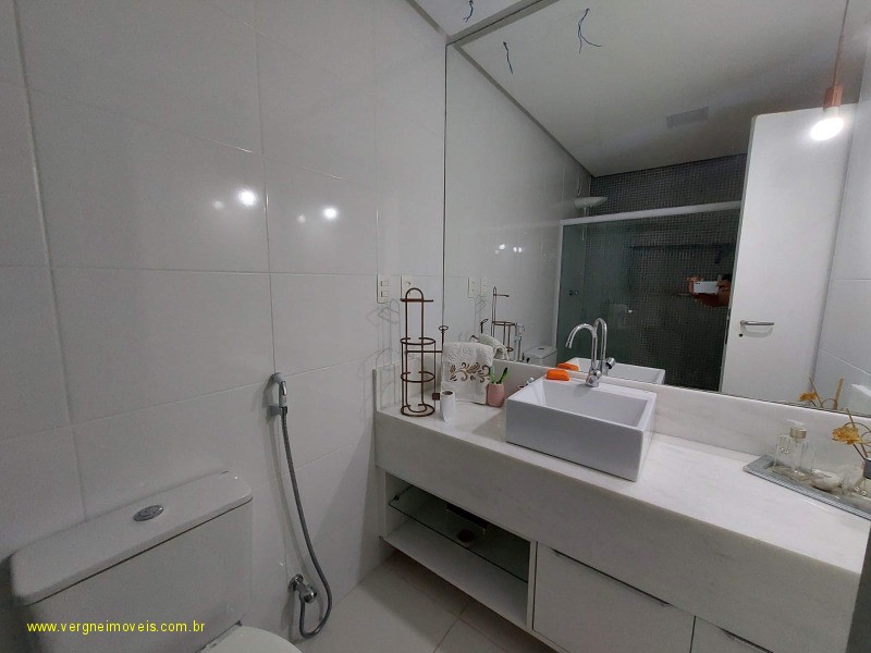 Cobertura à venda com 3 quartos, 240m² - Foto 16