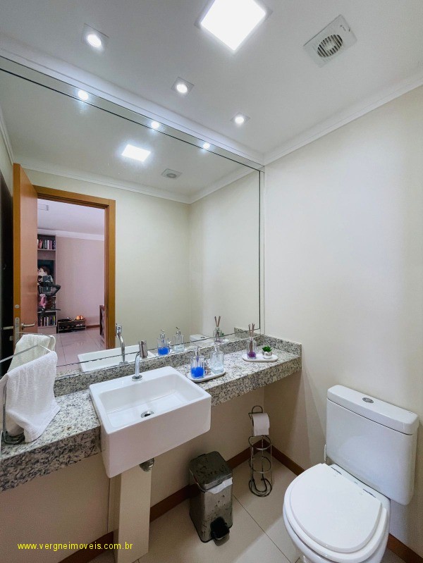 Apartamento à venda com 3 quartos, 140m² - Foto 24