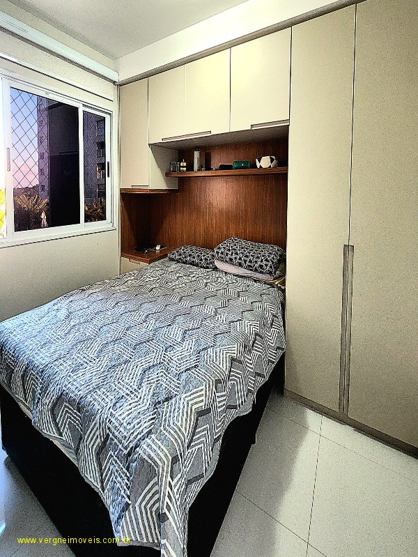 Apartamento à venda com 3 quartos, 116m² - Foto 8