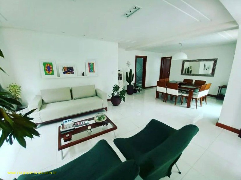 Casa de Condomínio à venda com 4 quartos, 290m² - Foto 9