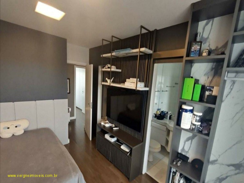 Apartamento à venda com 4 quartos, 188m² - Foto 10