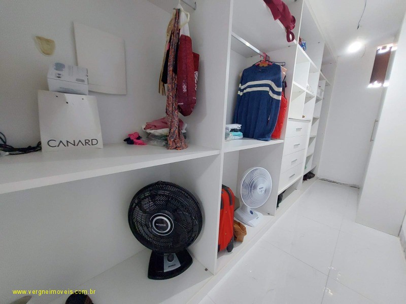 Cobertura à venda com 3 quartos, 240m² - Foto 15