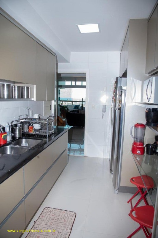 Apartamento à venda com 4 quartos, 310m² - Foto 42