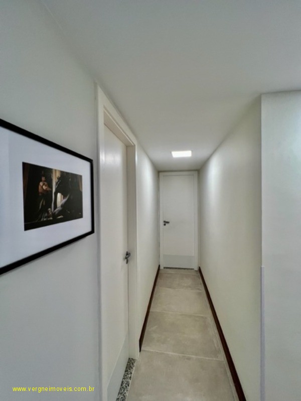 Apartamento à venda com 3 quartos, 156m² - Foto 15