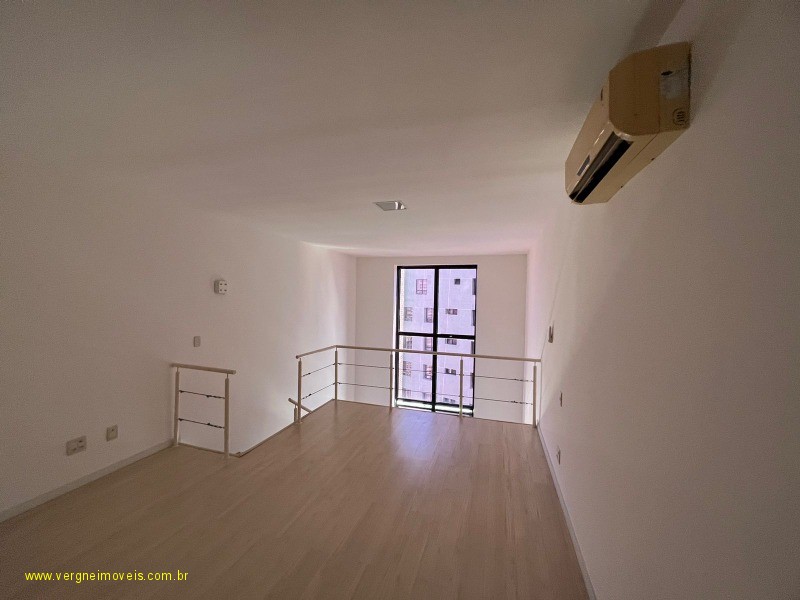 Apartamento à venda com 1 quarto, 64m² - Foto 15