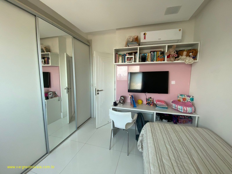 Apartamento à venda com 3 quartos, 181m² - Foto 8