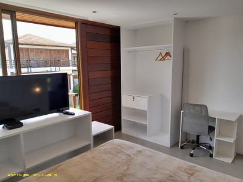 Casa de Condomínio à venda com 4 quartos, 380m² - Foto 18