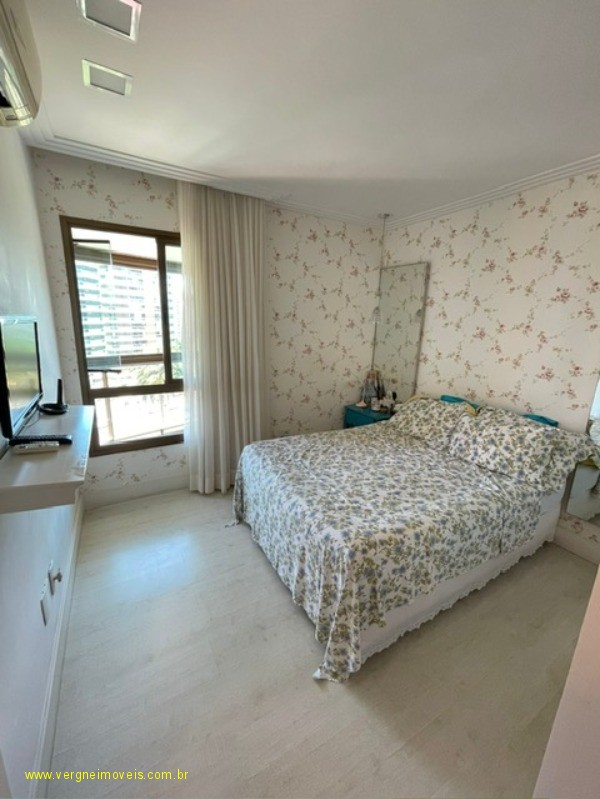 Apartamento à venda com 3 quartos, 145m² - Foto 9