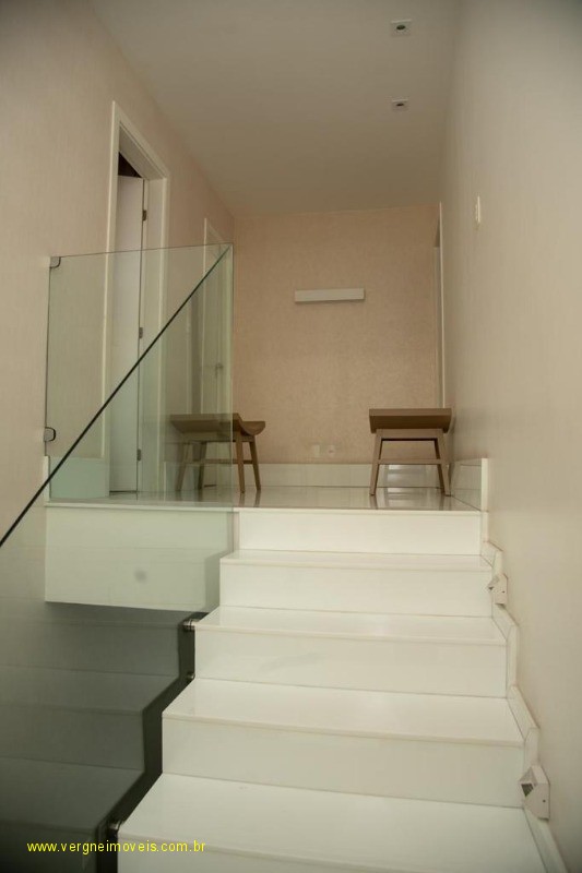 Apartamento à venda com 4 quartos, 280m² - Foto 14