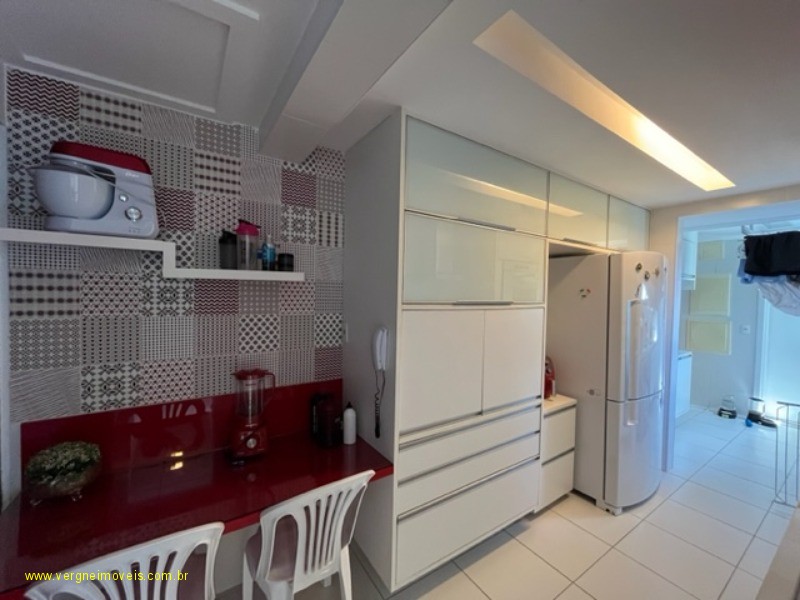 Apartamento à venda com 3 quartos, 151m² - Foto 35