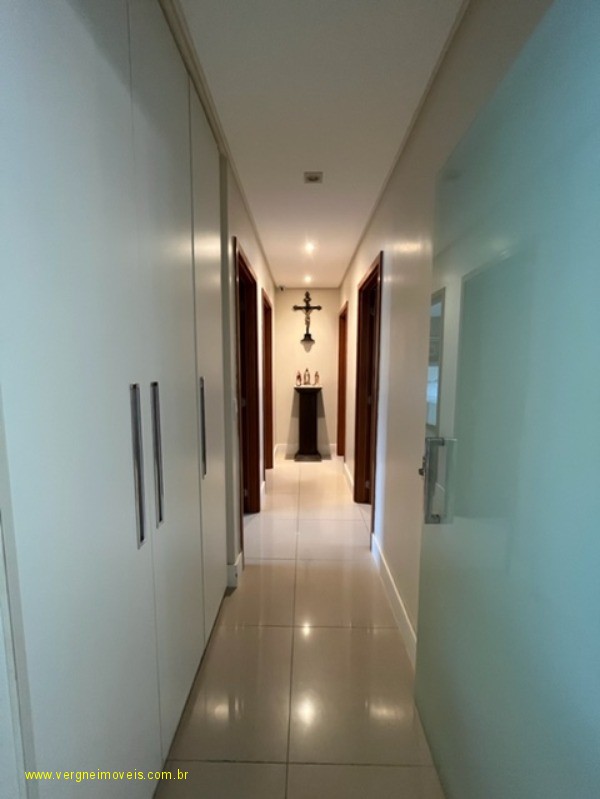 Apartamento à venda com 5 quartos, 338m² - Foto 22