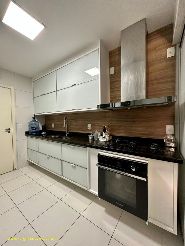 Apartamento à venda com 4 quartos, 155m² - Foto 23