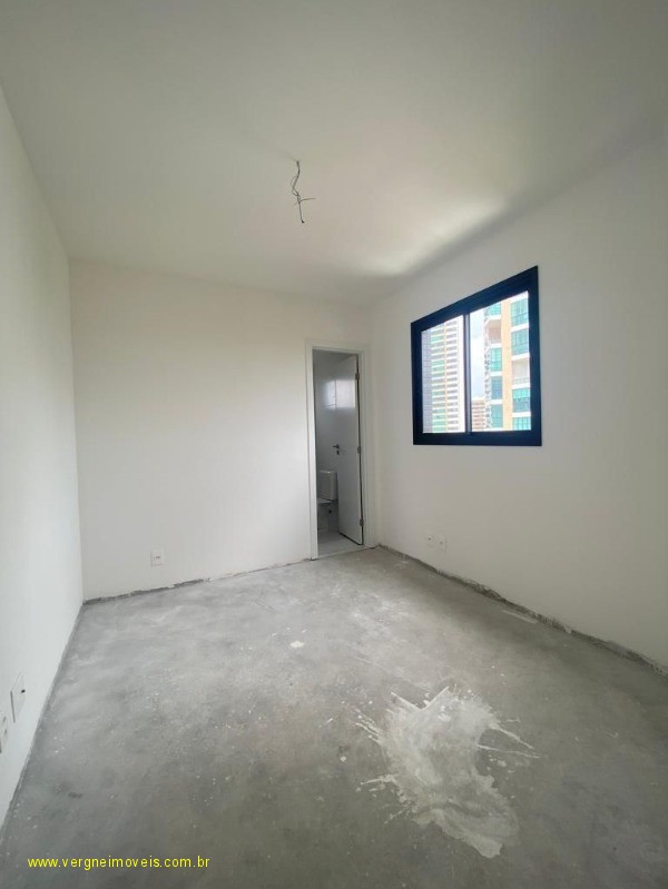 Apartamento à venda com 2 quartos, 82m² - Foto 6