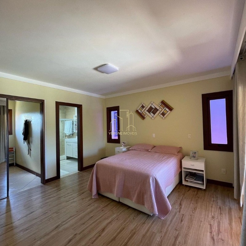 Casa de Condomínio à venda com 4 quartos, 225m² - Foto 18