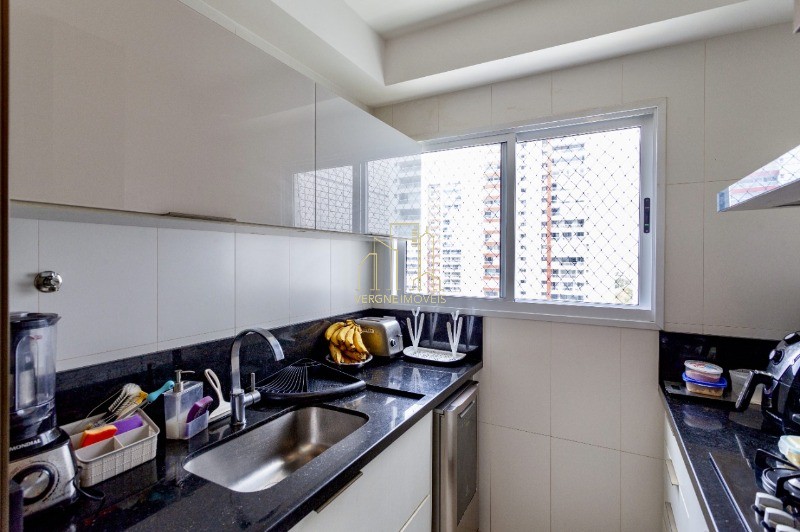 Apartamento à venda com 3 quartos, 116m² - Foto 32