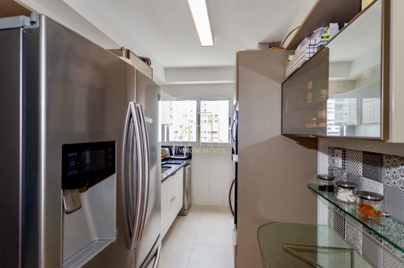 Apartamento à venda com 3 quartos, 116m² - Foto 30