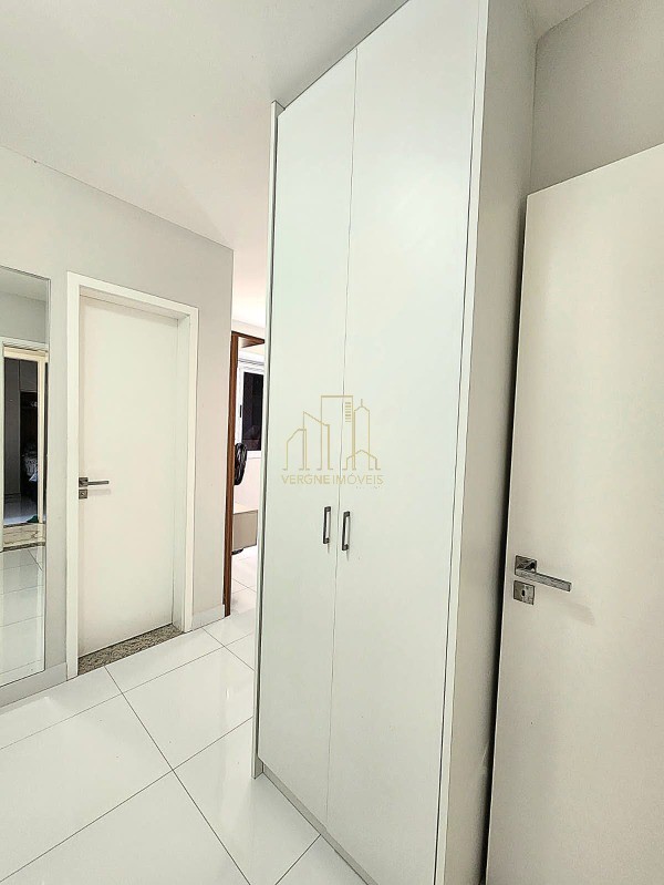 Apartamento à venda com 3 quartos, 116m² - Foto 14