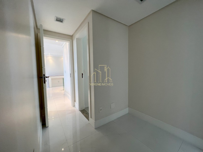 Apartamento à venda com 3 quartos, 162m² - Foto 21